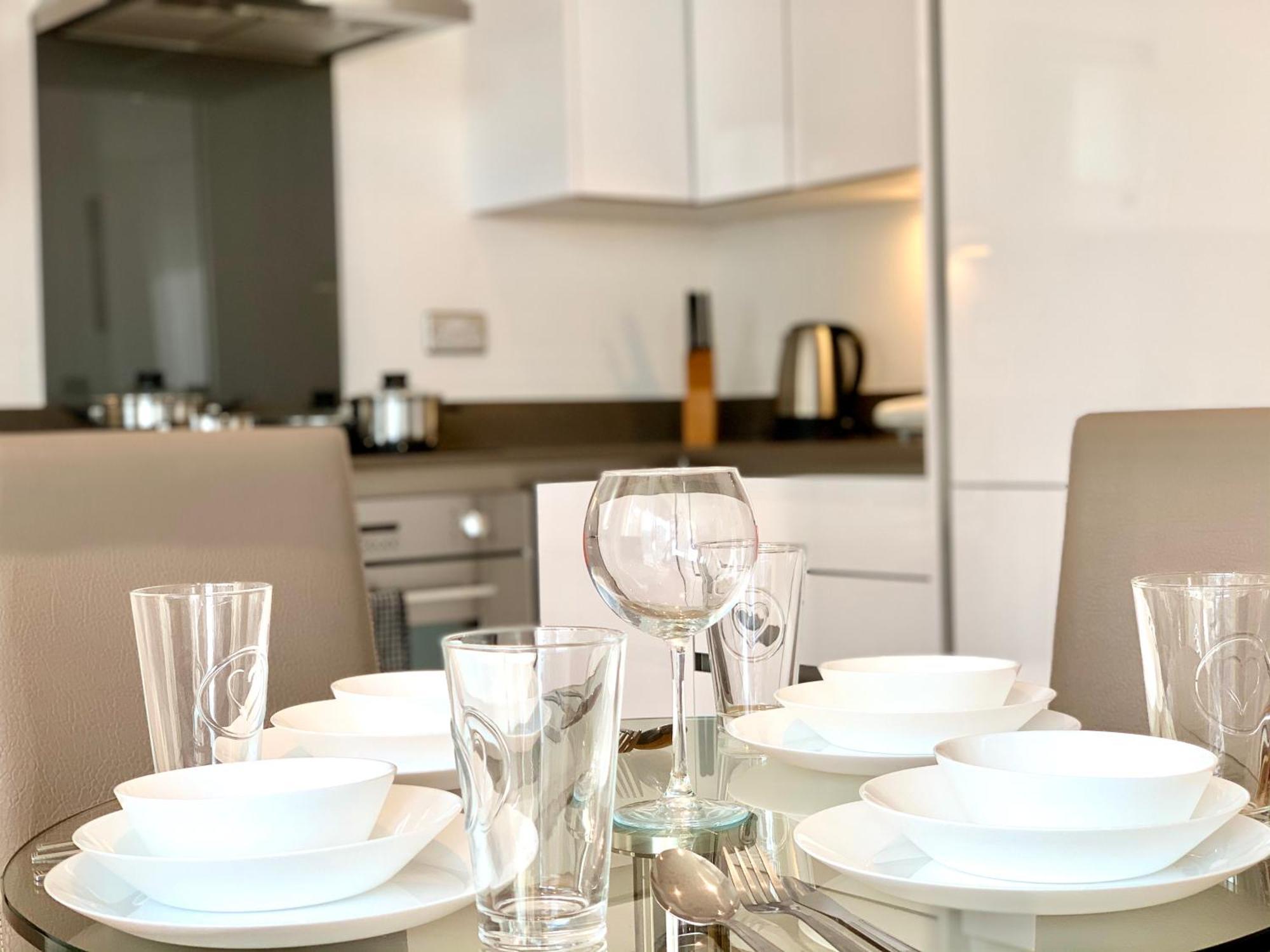 Modern London Excel 2 Bedrooms 2 Bathrooms, Parking, Kitchen, Lounge, Balcony Apartment Exterior photo