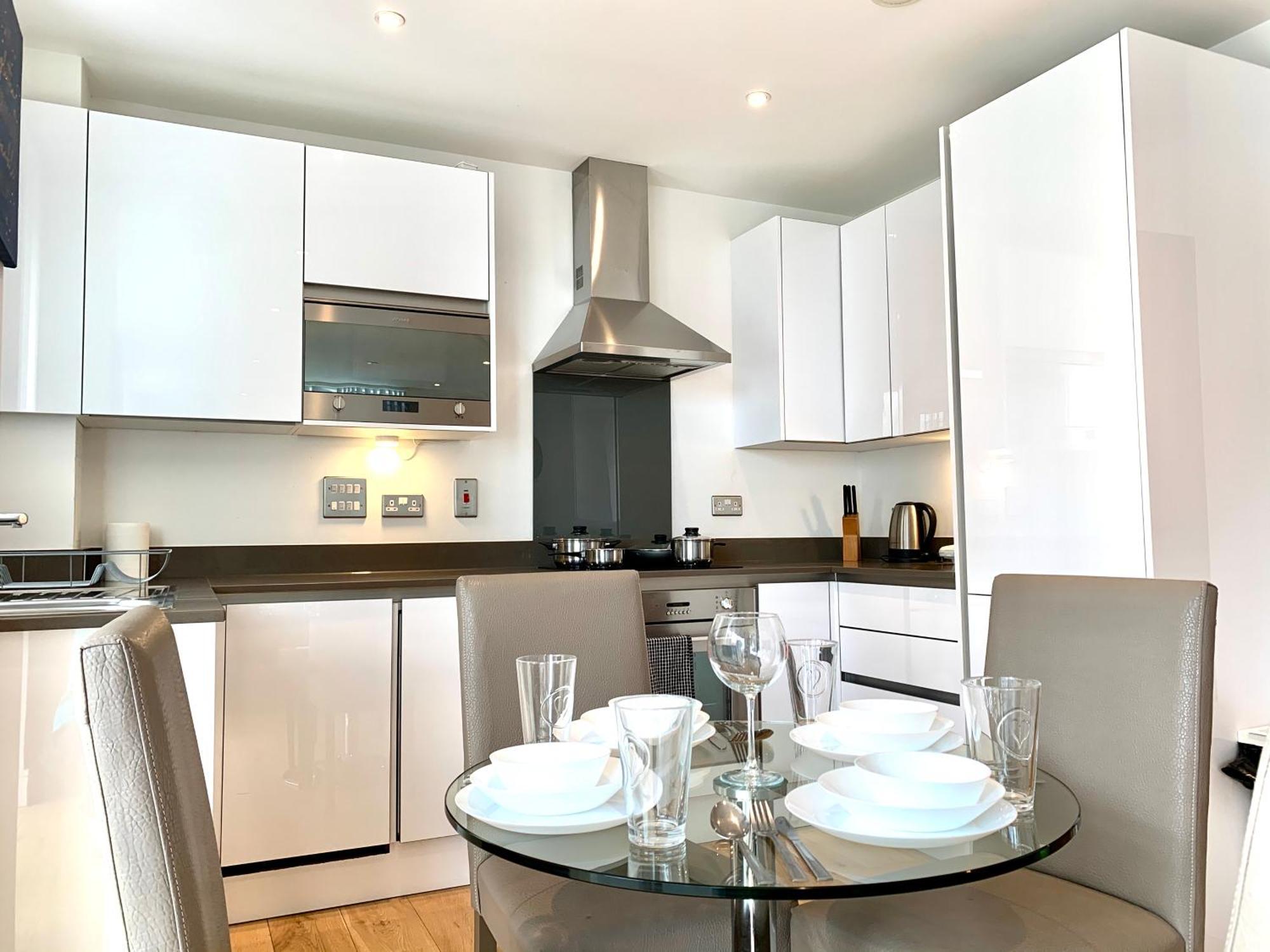 Modern London Excel 2 Bedrooms 2 Bathrooms, Parking, Kitchen, Lounge, Balcony Apartment Exterior photo
