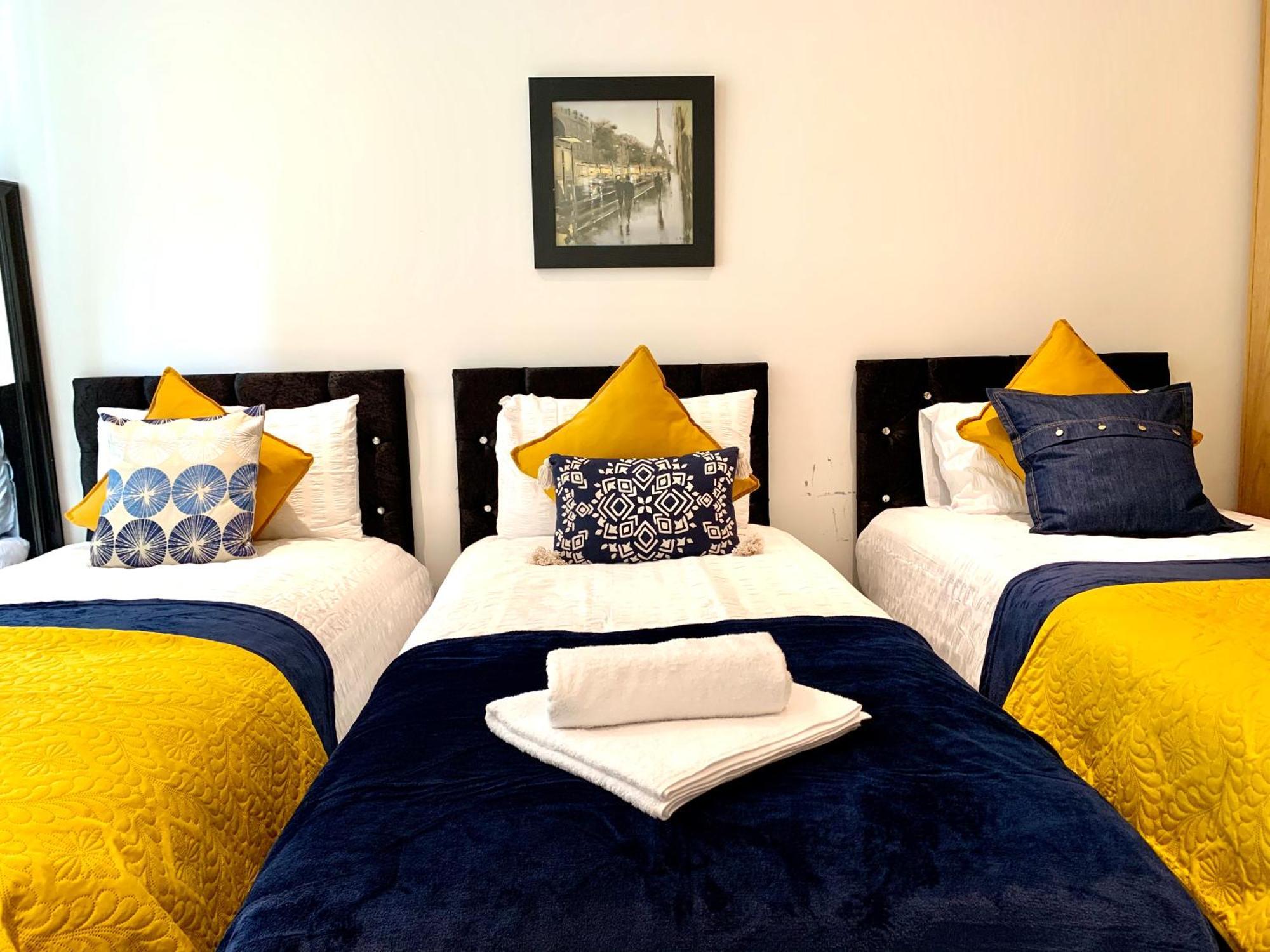 Modern London Excel 2 Bedrooms 2 Bathrooms, Parking, Kitchen, Lounge, Balcony Apartment Exterior photo